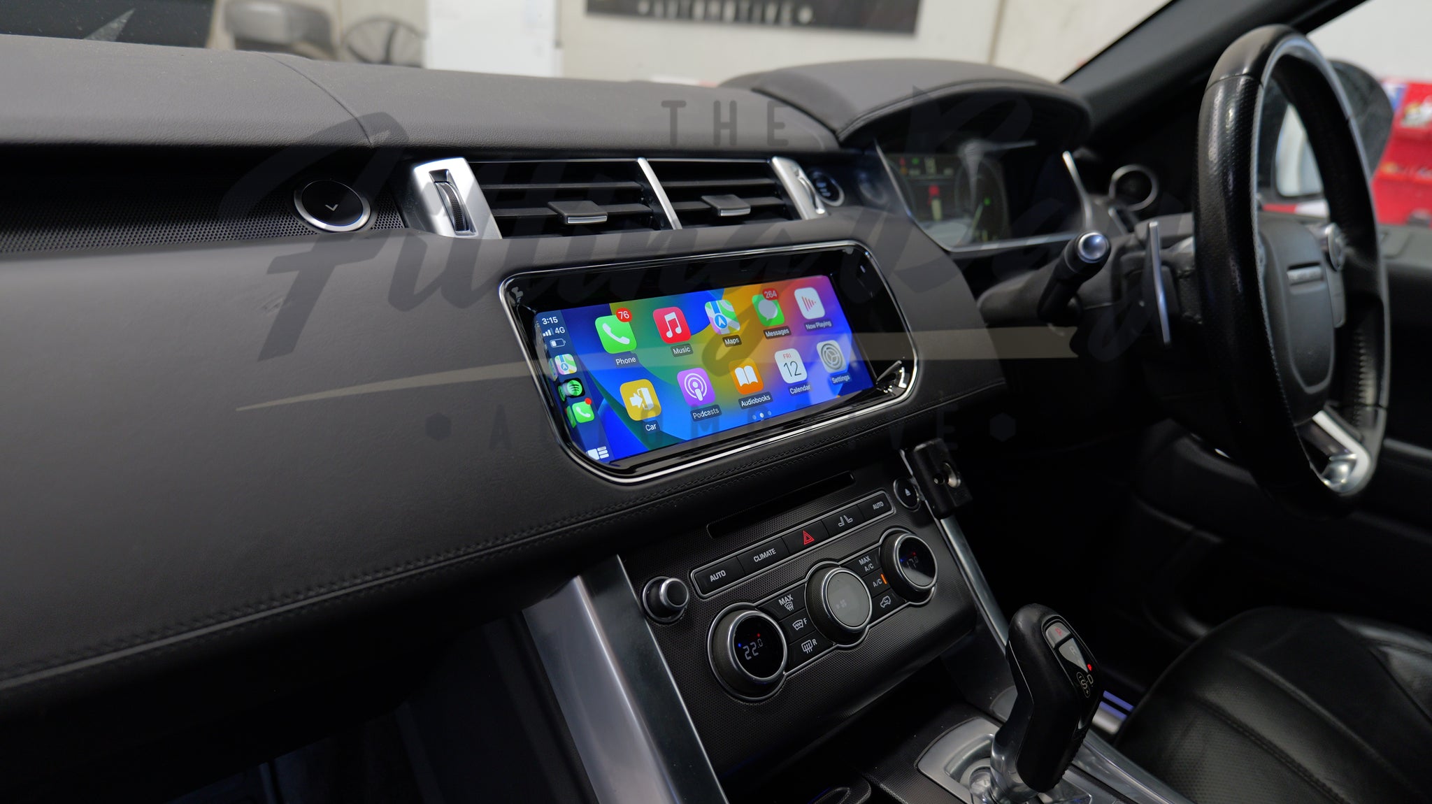 Range Rover Sport 10.25